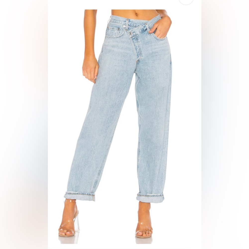 Agolde crossover jeans. Size 26. Distressed